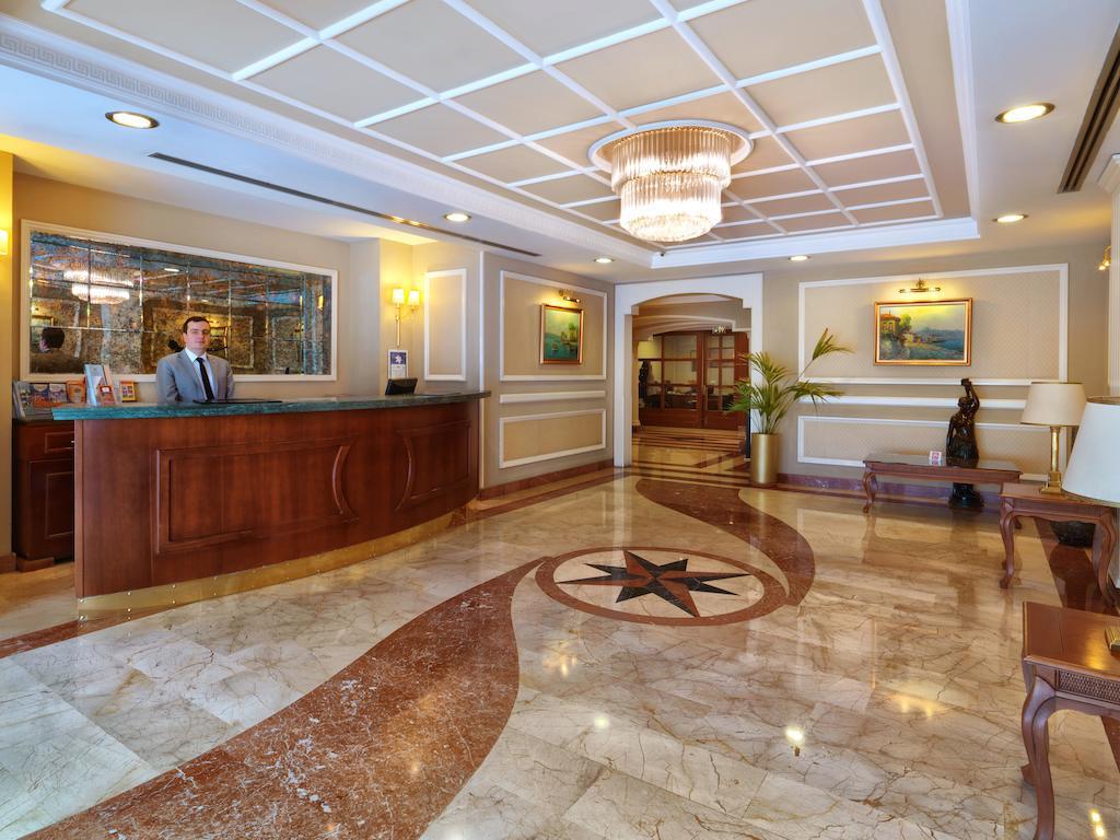 فندق اسطنبولفي  فندق تقسيم متروبارك المظهر الخارجي الصورة